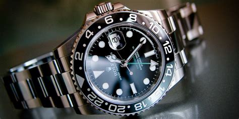 eleven james watch rental